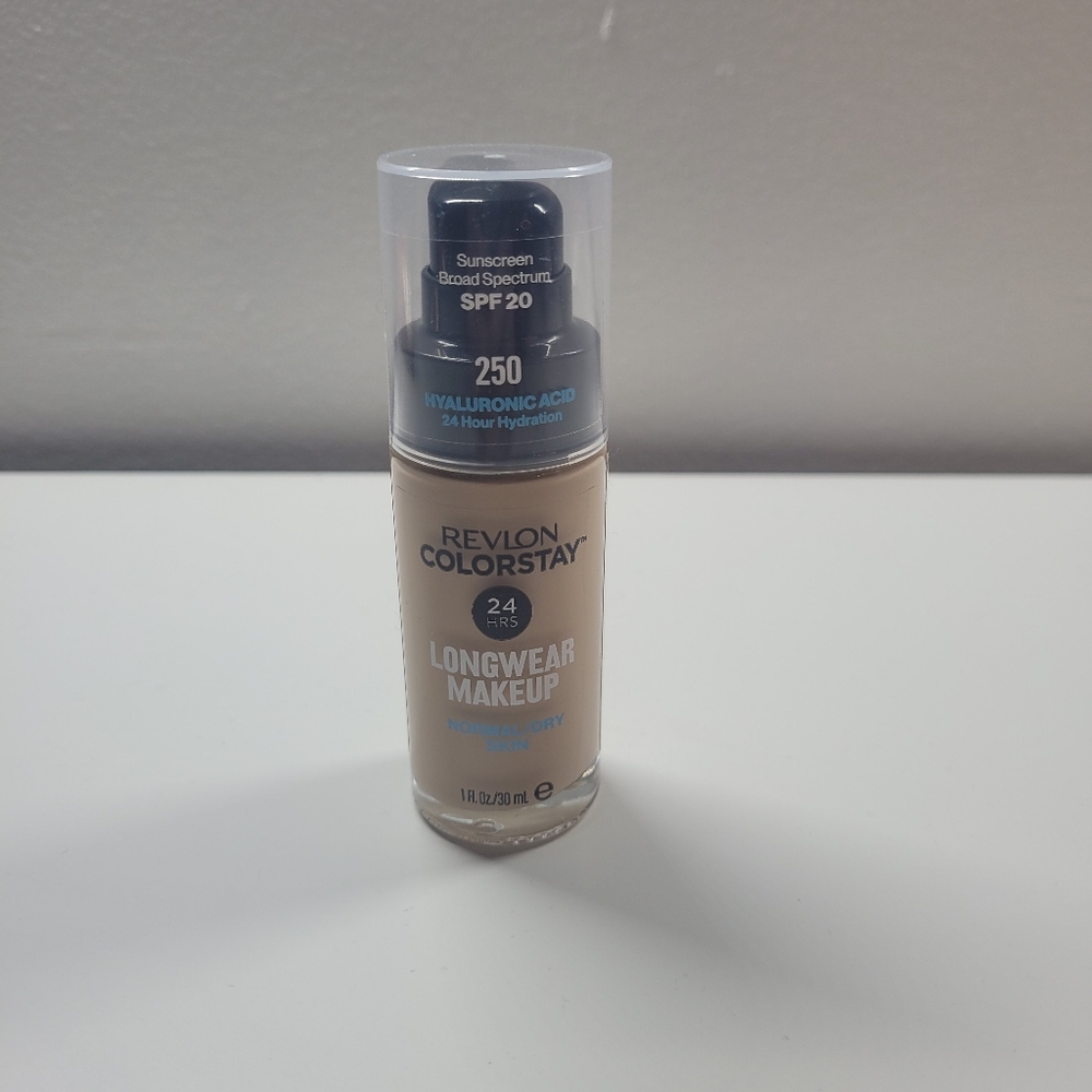 Fresh Beige Foundation